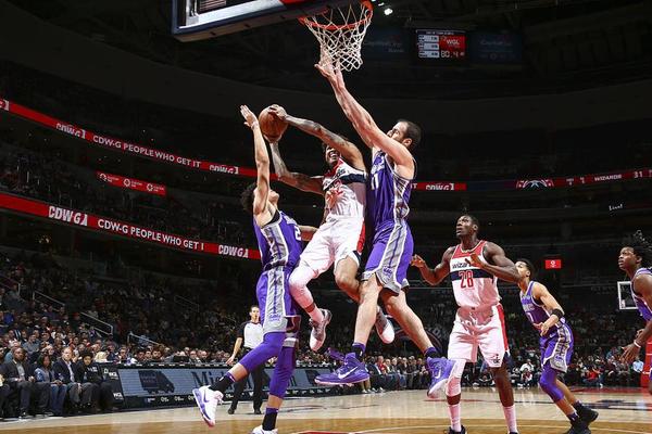 罗德里戈任意球传中 贡萨洛头球破门