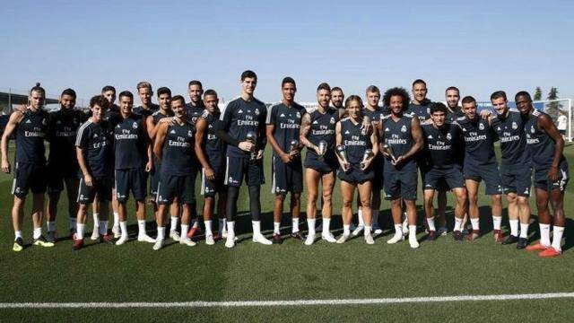 LPL公布涅槃组最佳阵容名单：Zika、Naiyou、Angel、Shaoye、Wink