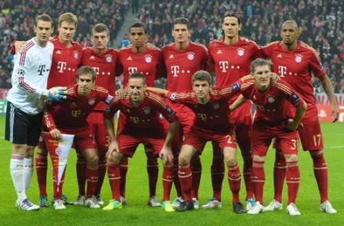 本·斯塔尔、詹妮弗·英格利希等多位顶级声优出镜！《光与影：33号远征队》全新幕后特辑